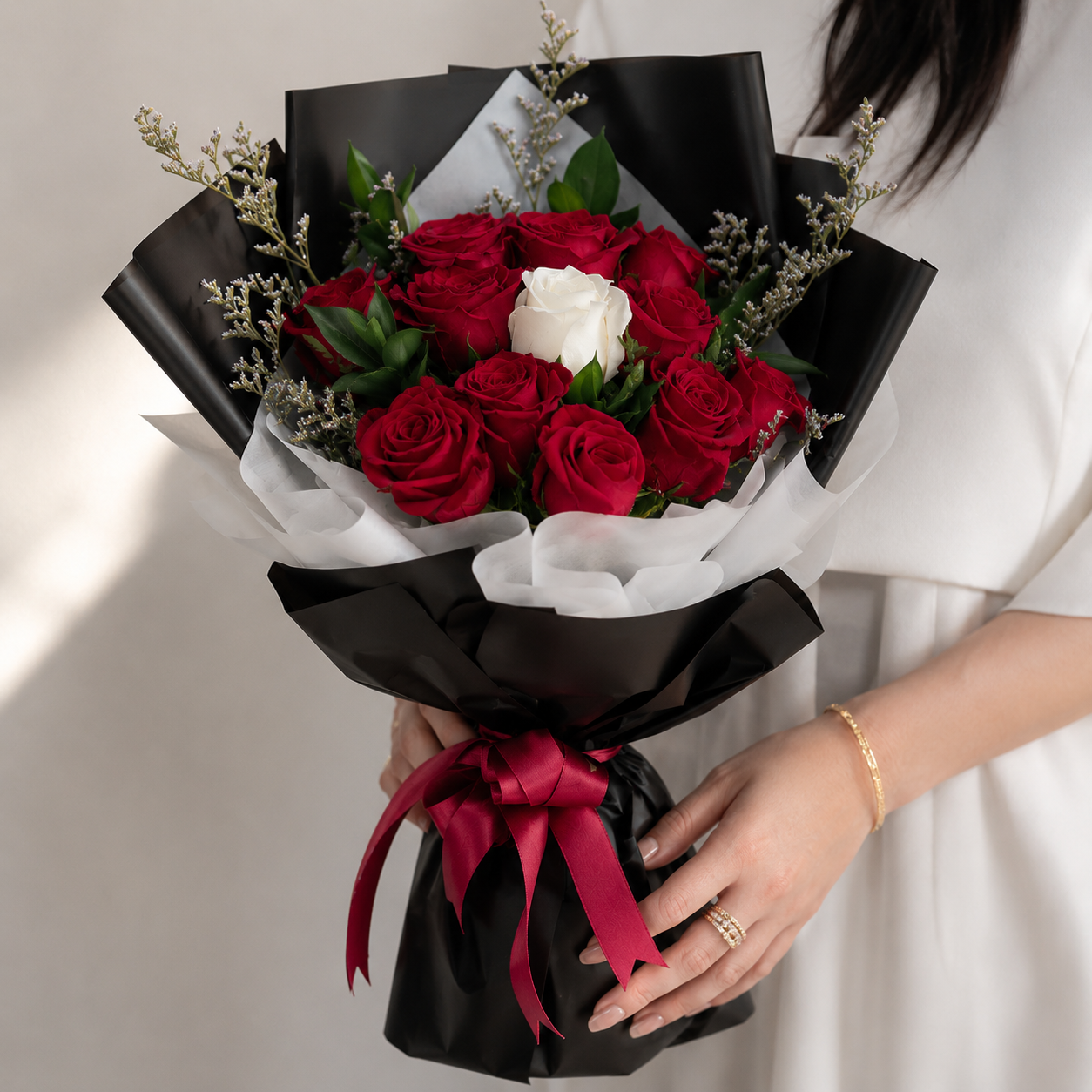 Congratulatory Red Roses Bouquet
