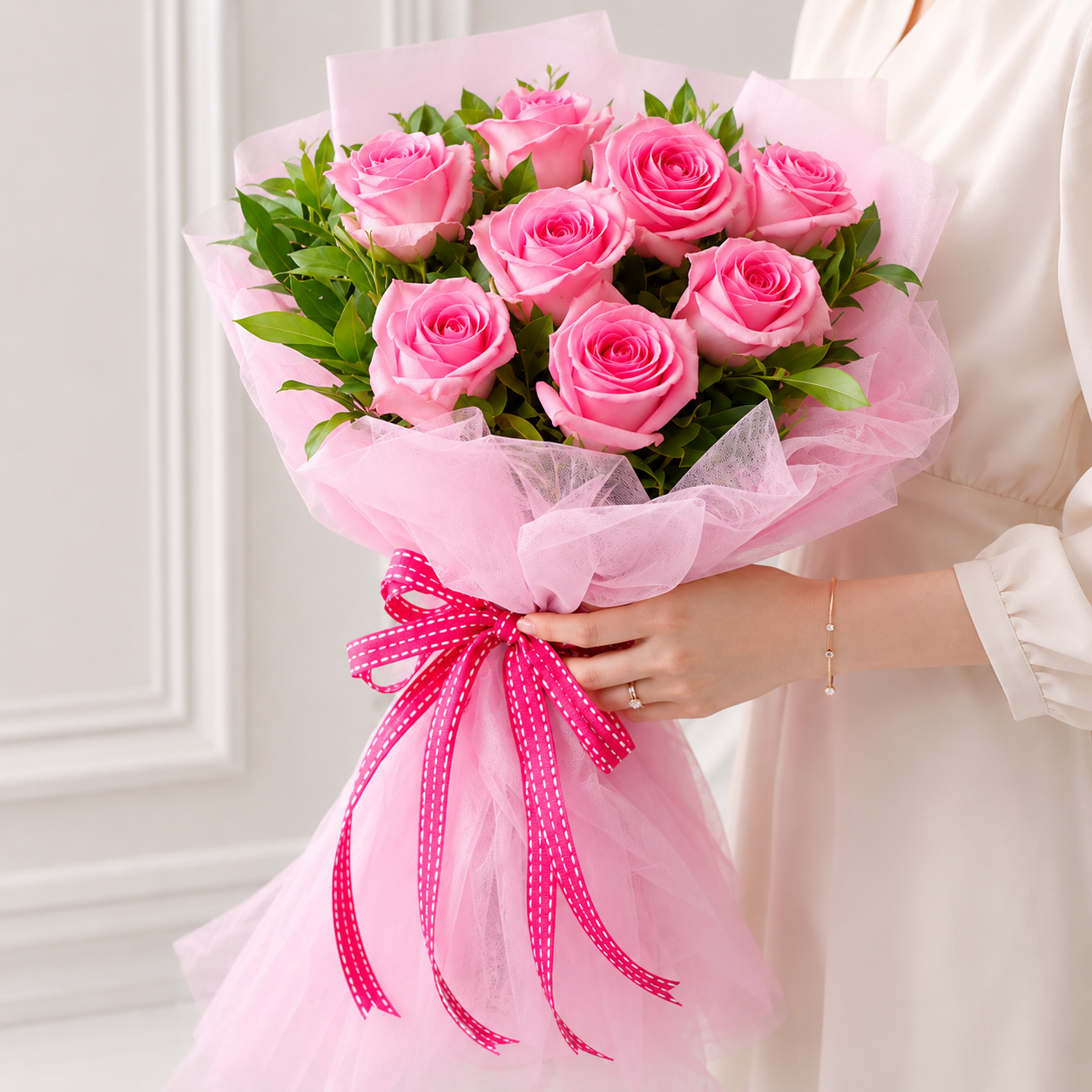 Elegant Pink Roses Bouquet