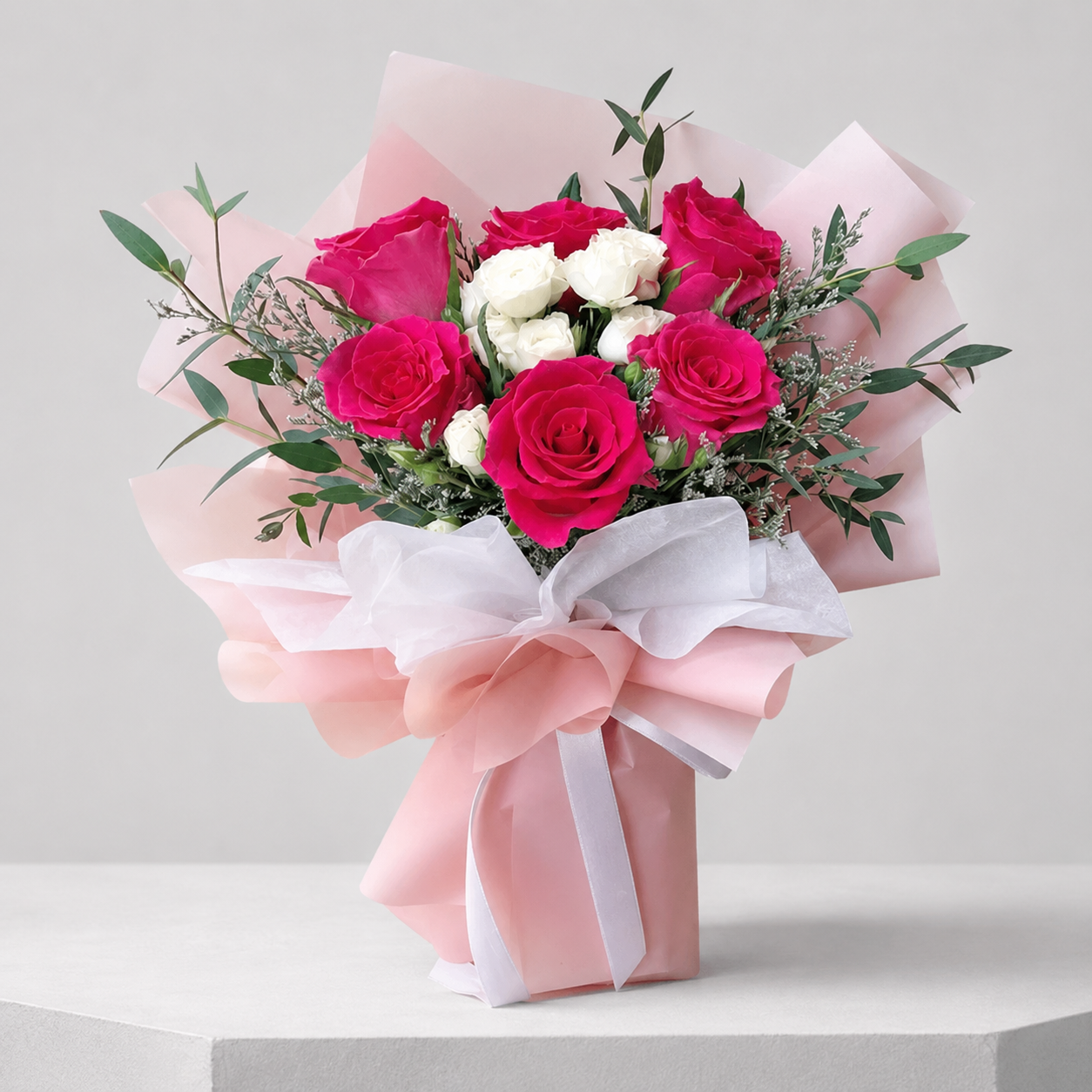 Modern Romance: Pink & White Roses Bouquet