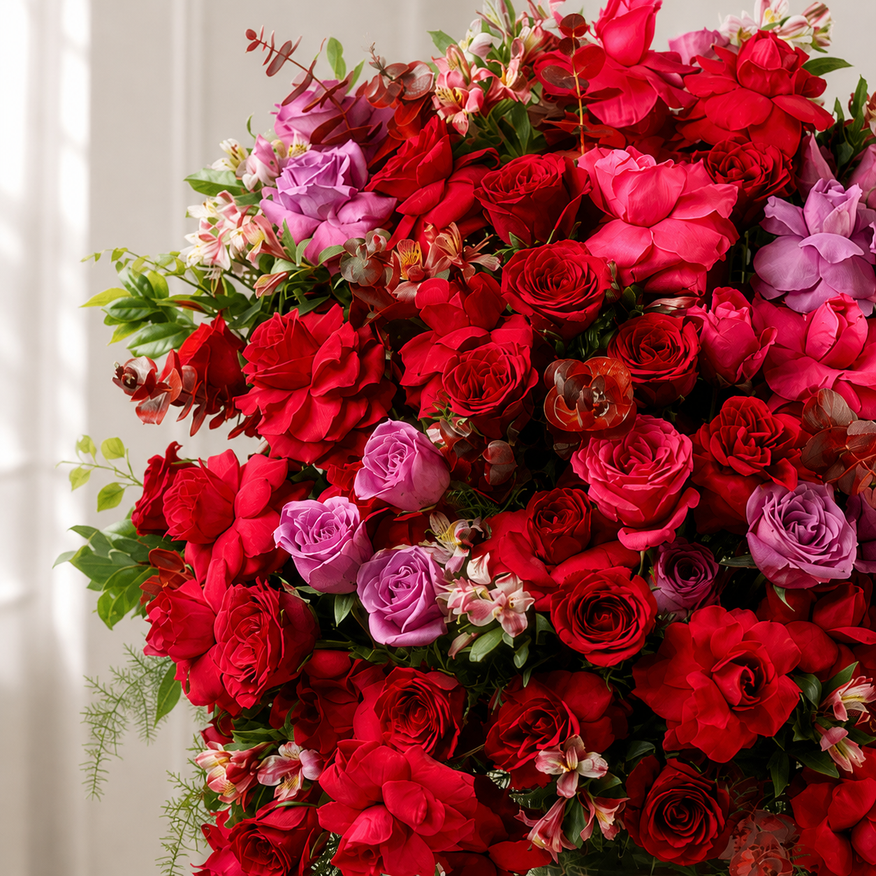 Crimson Romance Grandeur