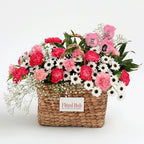 Personal Touch Basket bouquet
