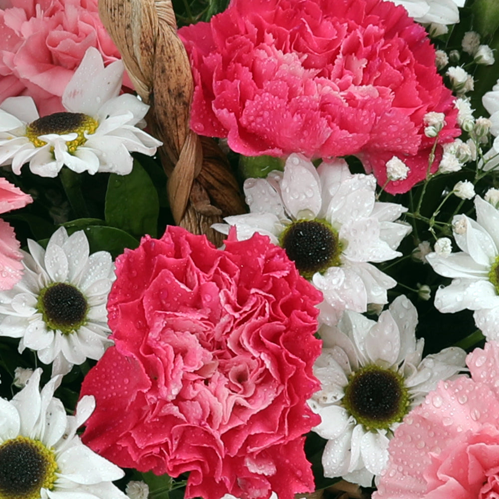 Personal Touch Basket bouquet