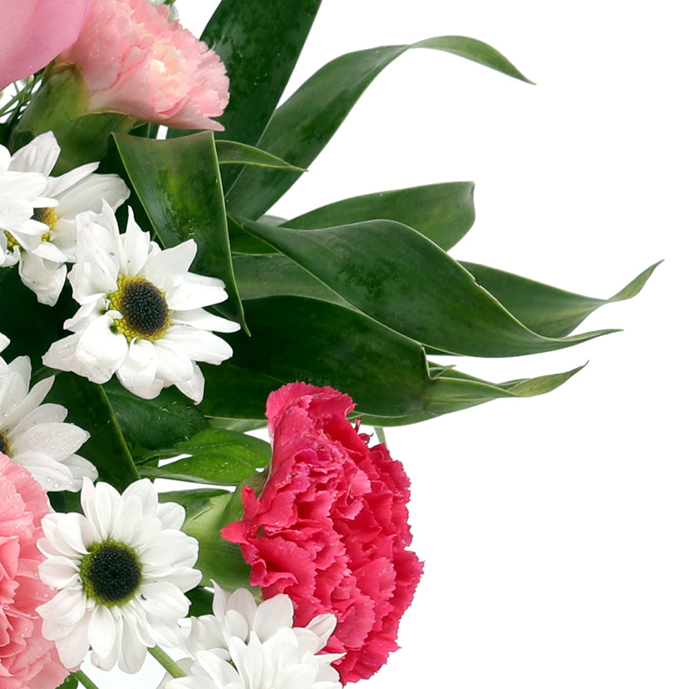 Personal Touch Basket bouquet