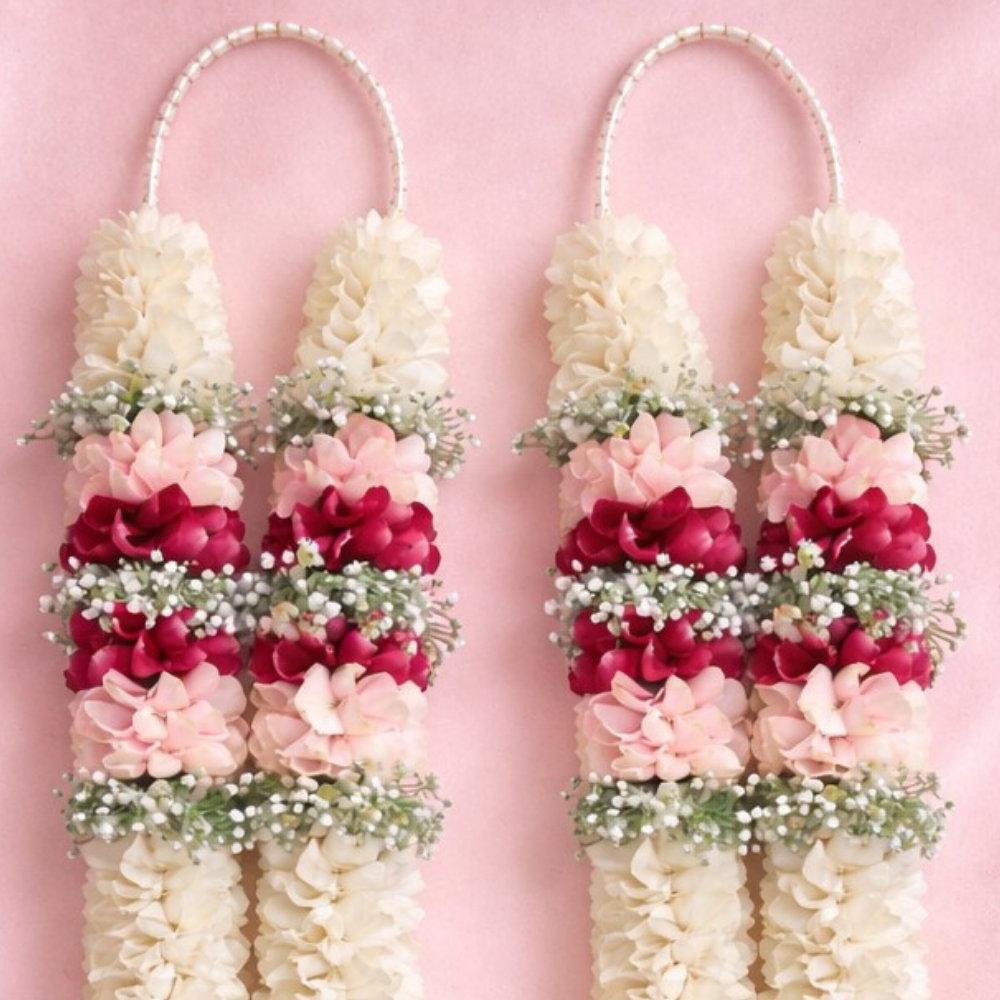 White & Pink Rose Petals and Baby's Breath Garland