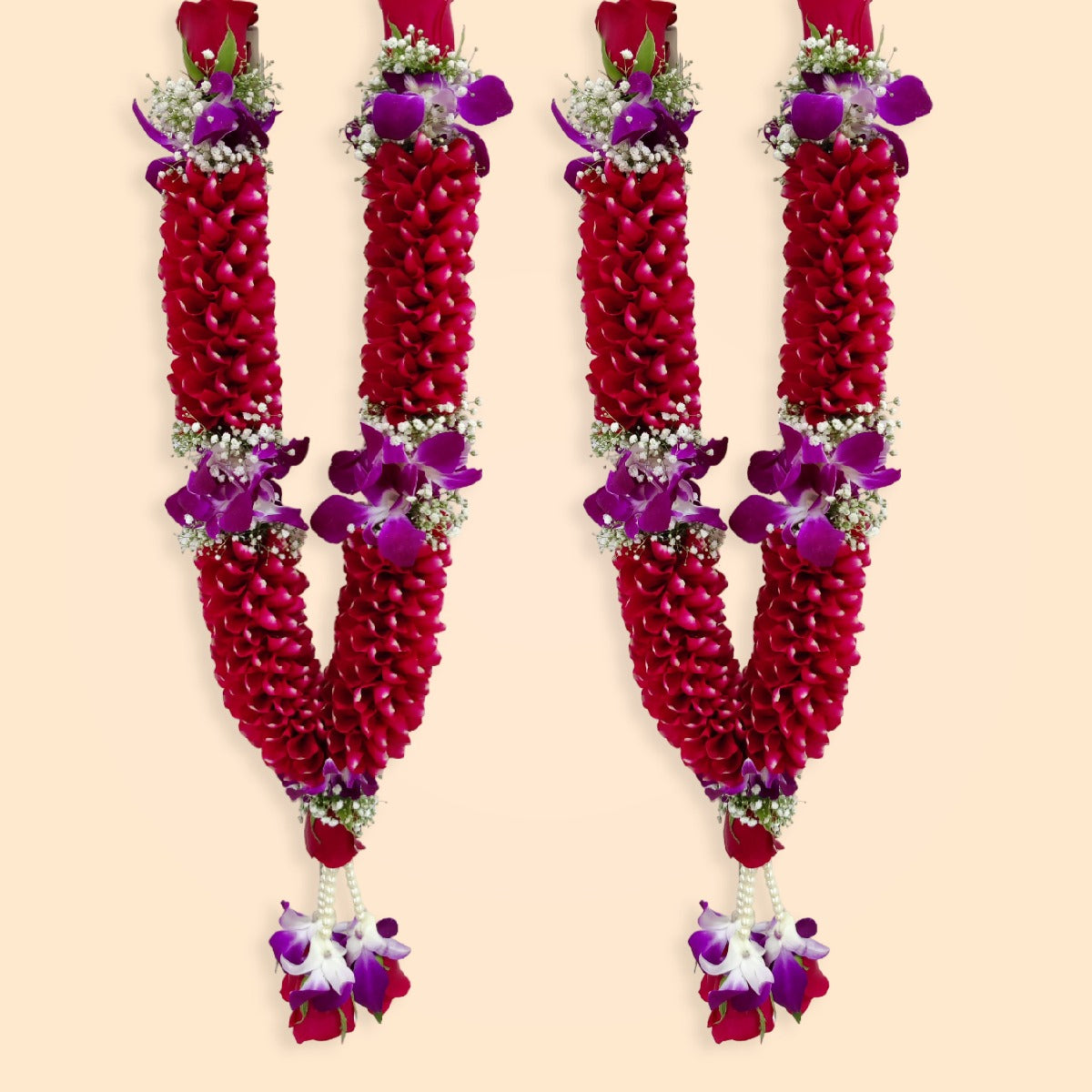 Red Rose Petals With Purple Orchid Weading Haar