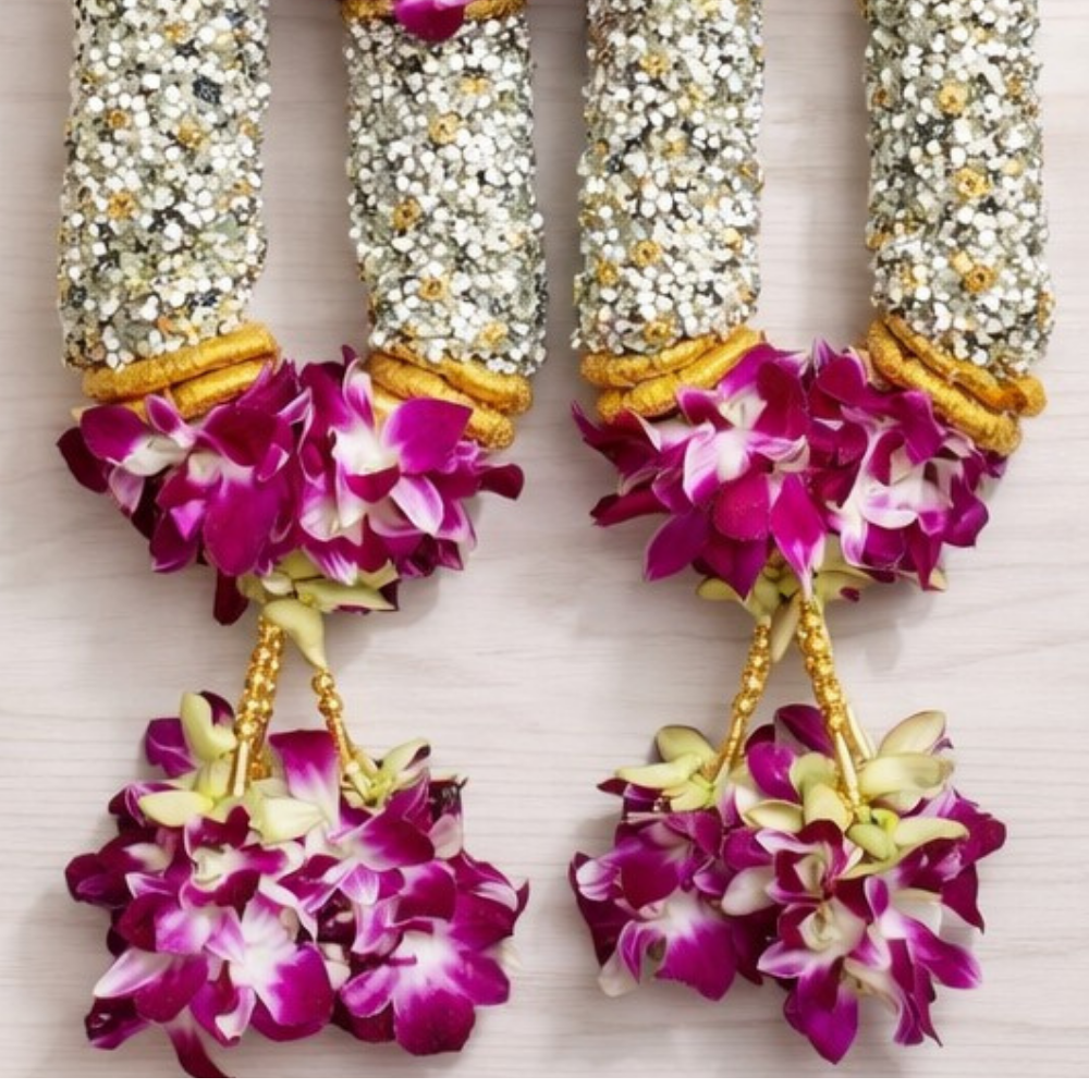 Purple Orchid & Baby's Breath Wedding Garland(Haar)