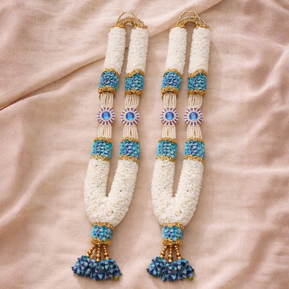 Blue Orchid With White Carnation Kundan Wedding Garland