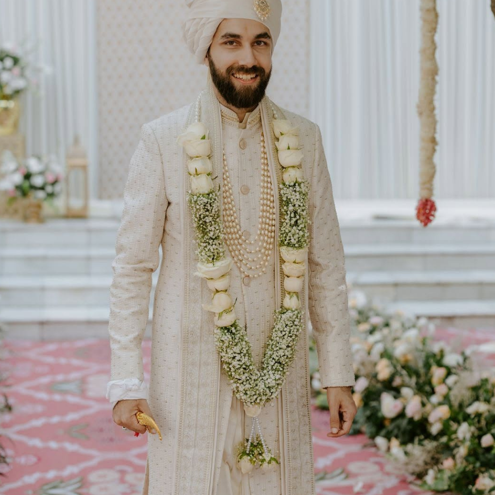 White Rose and Baby's Breath Wedding Garland for Bride and Groom