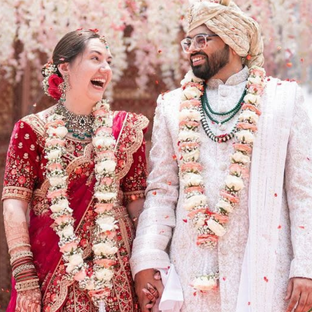 Traditional Indian Wedding Flower Garland - Pink & White Rose Design