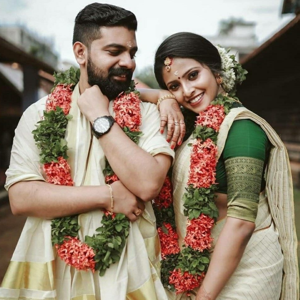 South Indian Wedding Garland Set - Ixora and Betel Leaf Traditional Jaimala