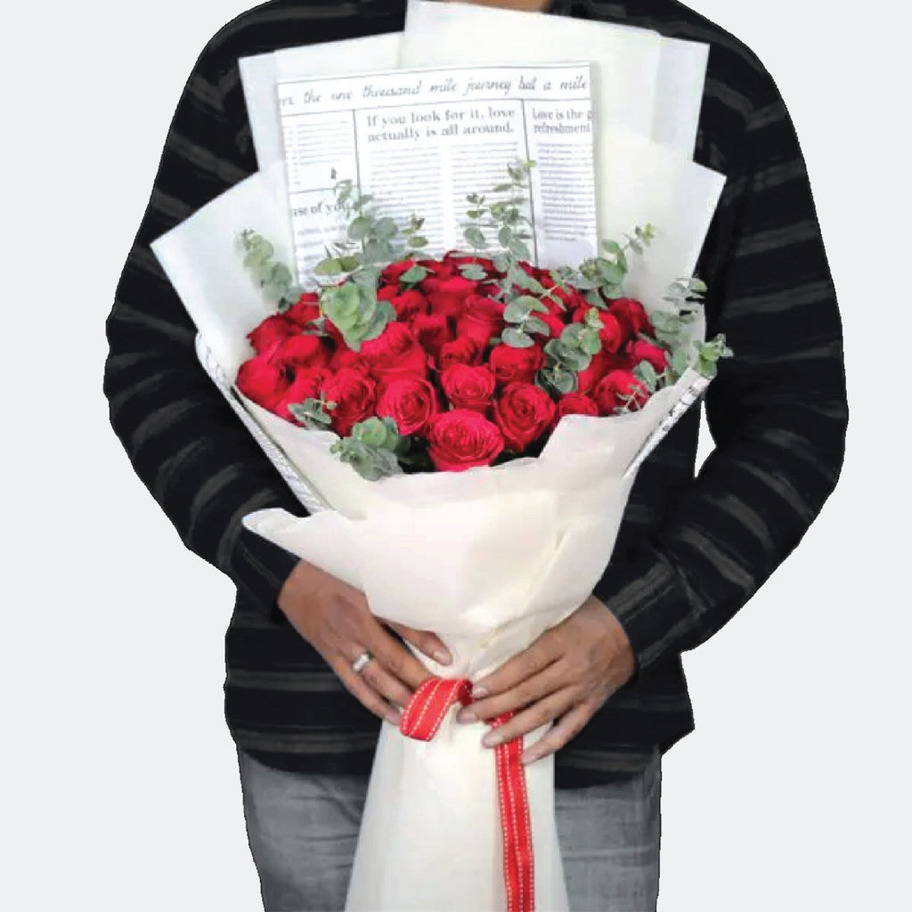 Pretty Red Rose Bouquet