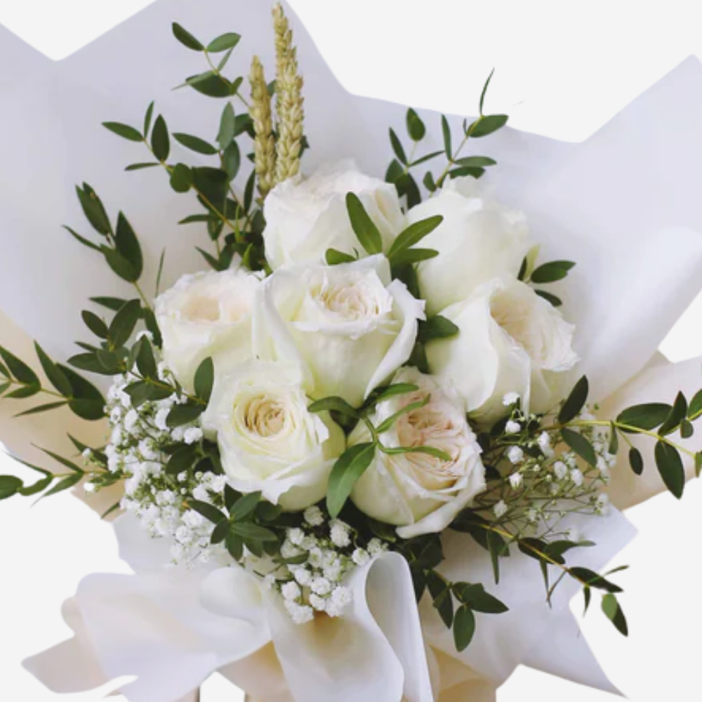 7 White Roses Bouquet