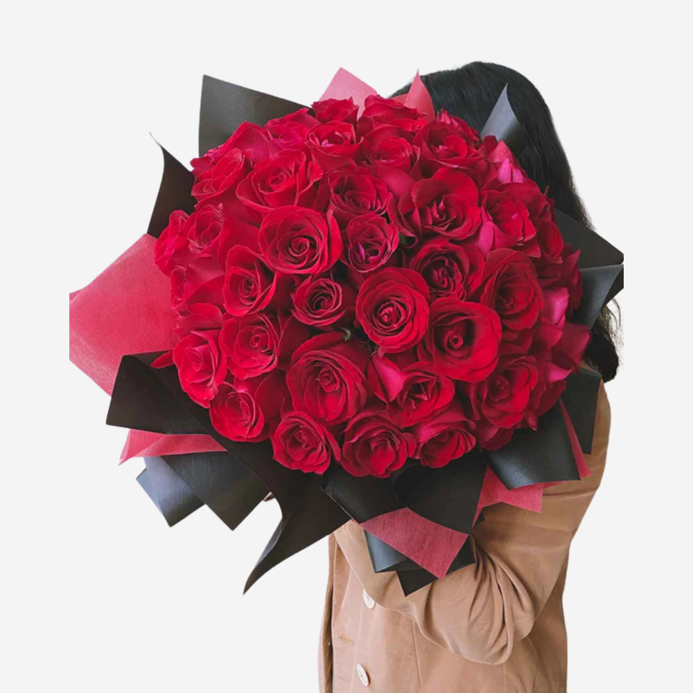 50 Classic Red Roses
